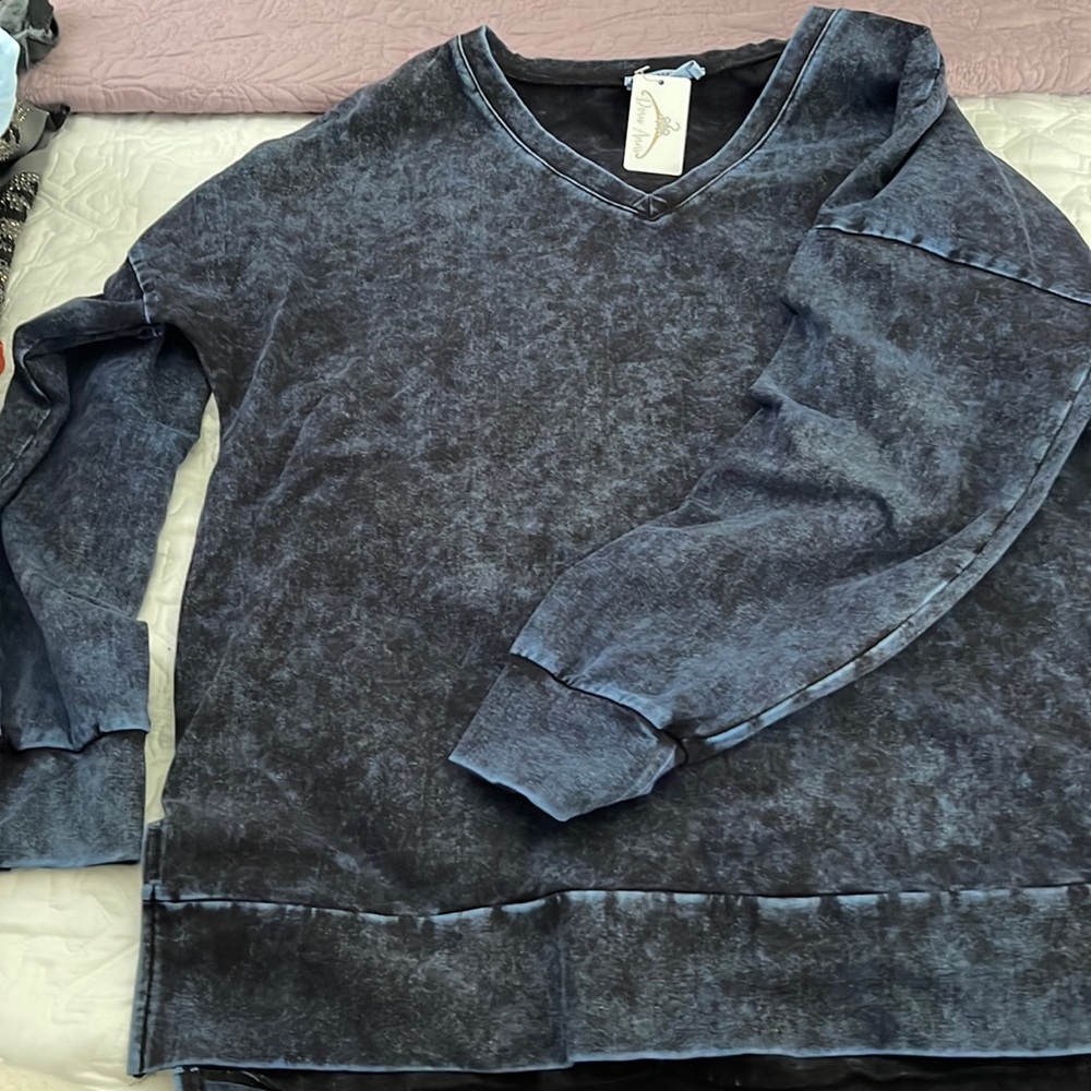 COPY - Long sleeve top dark blue. Size L never worn